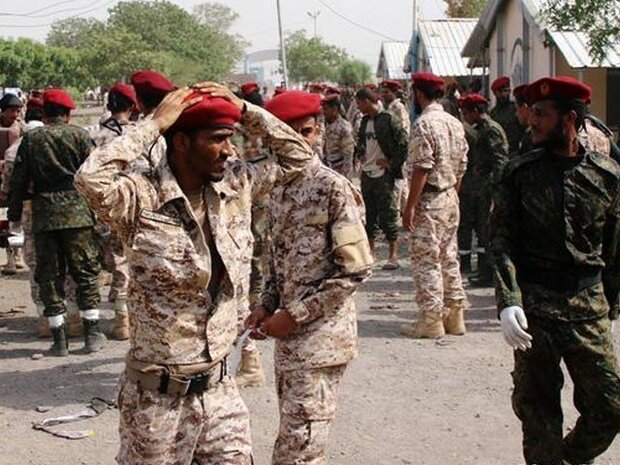 یمن میں فوجی پریڈ کے دوران دھماکا، نوافراد ہلاک، درجنوں زخمی