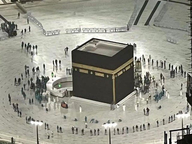 خانہ کعبہ کے اردگرد سے رکاوٹیں ہٹا دی گئیں
