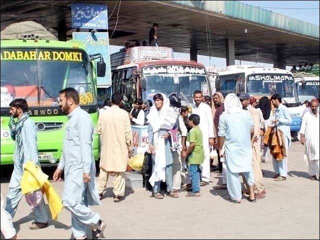 ملک بھر میں ٹرانسپورٹرز کی جزوی ہڑتال