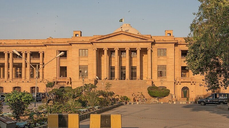 سندھ ہائیکورٹ: بانی ایم کیو ایم پر پابندی کے خاتمے کیلئے درخواست سماعت کیلئے منظور