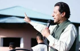 توہین عدالت کیس؛ عمران خان کی جج سے متعلق الفاظ واپس لینے کی پیشکش