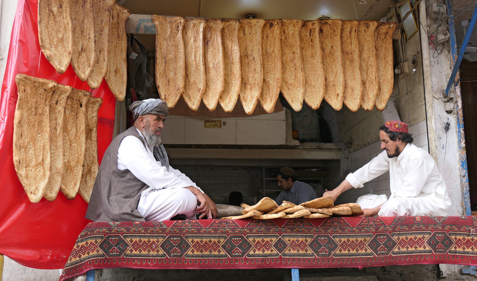 مہنگائی کے تناسب سے نیا نرخ نامہ جاری نہ کیا تو تندور بند کردیں گے، نانبائیان کوئٹہ