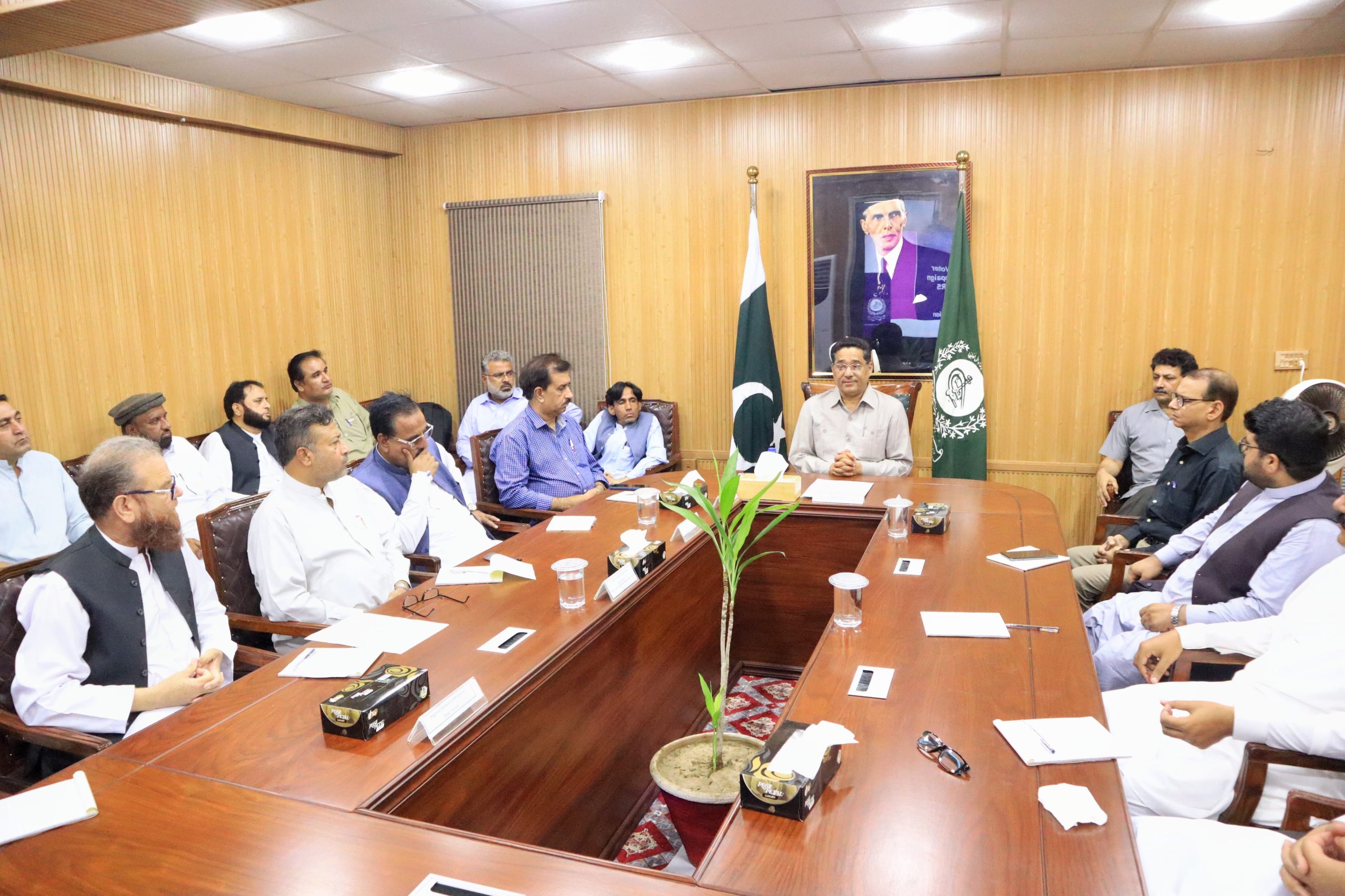 بلوچستان کے آٹھ اضلاع میں مردوخواتین کے درمیان ووٹرز کا فرق کم کرنے کے حوالے سے الیکشن کمیشن اور نادرا کے افسران کی ٹرییننگ صوبائی الیکشن کمشنرآفس کوئٹہ میں منعقد ہوئی